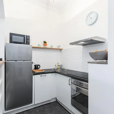 Promenade Des 2 Bdr Large Terrace نيس