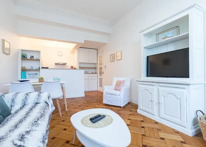 アパート Promenade Des 2 Bdr Large Terrace ニース