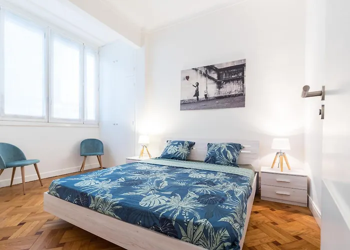 Promenade Des 2 Bdr Large Terrace ニース