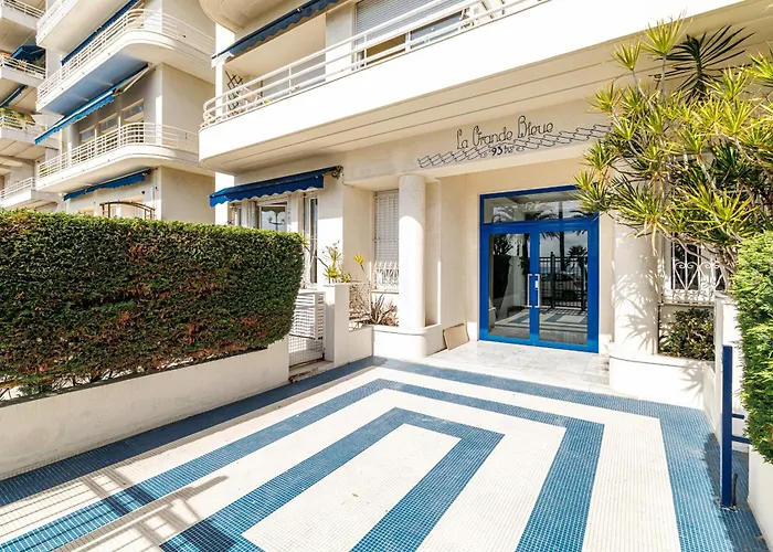 Promenade Des 2 Bdr Large Terrace