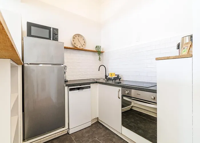 アパート Promenade Des 2 Bdr Large Terrace ニース