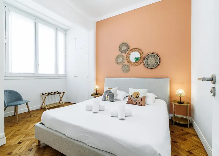 Promenade Des 2 Bdr Large Terrace * ニース