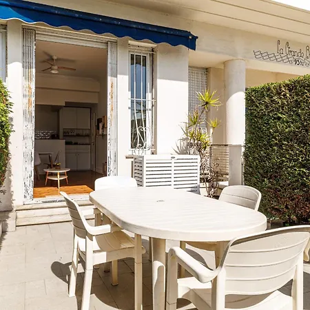 Promenade Des 2 Bdr Large Terrace 아파트 니스